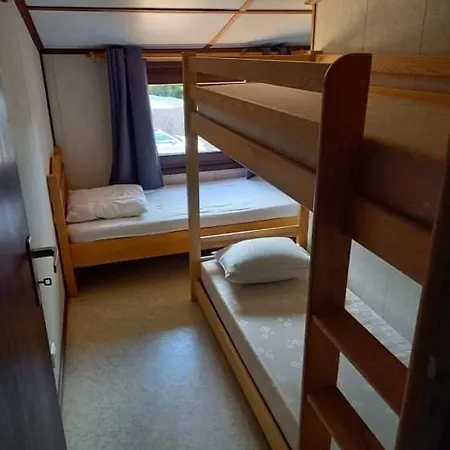 Vila D'angle Spacieuse Climatisee Etage, Cloturee Dans Domaine Portes Du Soleil, 3 Chambres, 7 Couchages, Wifi, Acces Payant Aux Piscines, 400m De La De Plage,lrpdsr6 Portiragnes